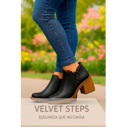 Noir Audaz – Botín Negro con Cierre y Taco de Madera | Velvet Steps